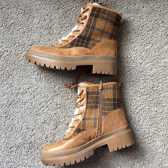 NIB✨LUCKY BRAND Wool Plaid Winter Boots - Picture 6 of 11